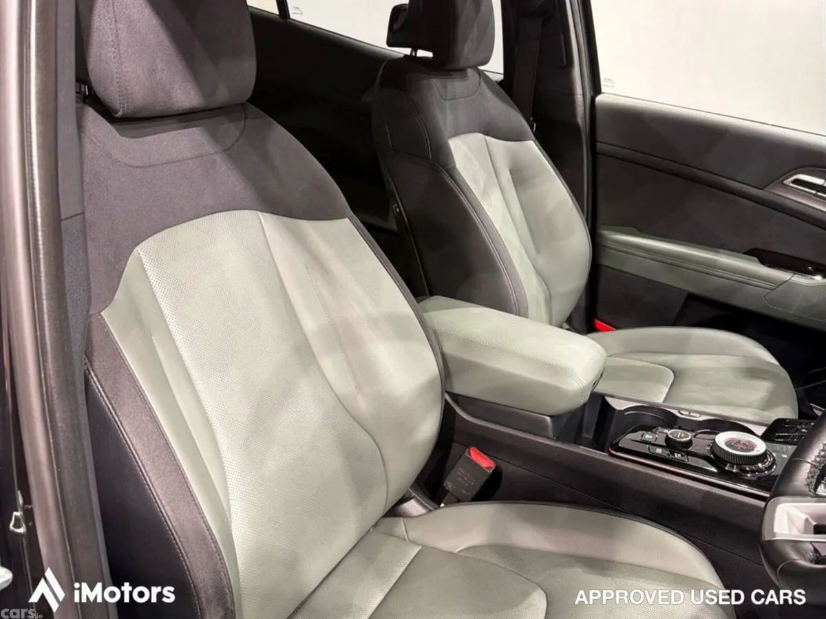 Kia Sportage SUV, Petrol Hybrid, 2025, Black