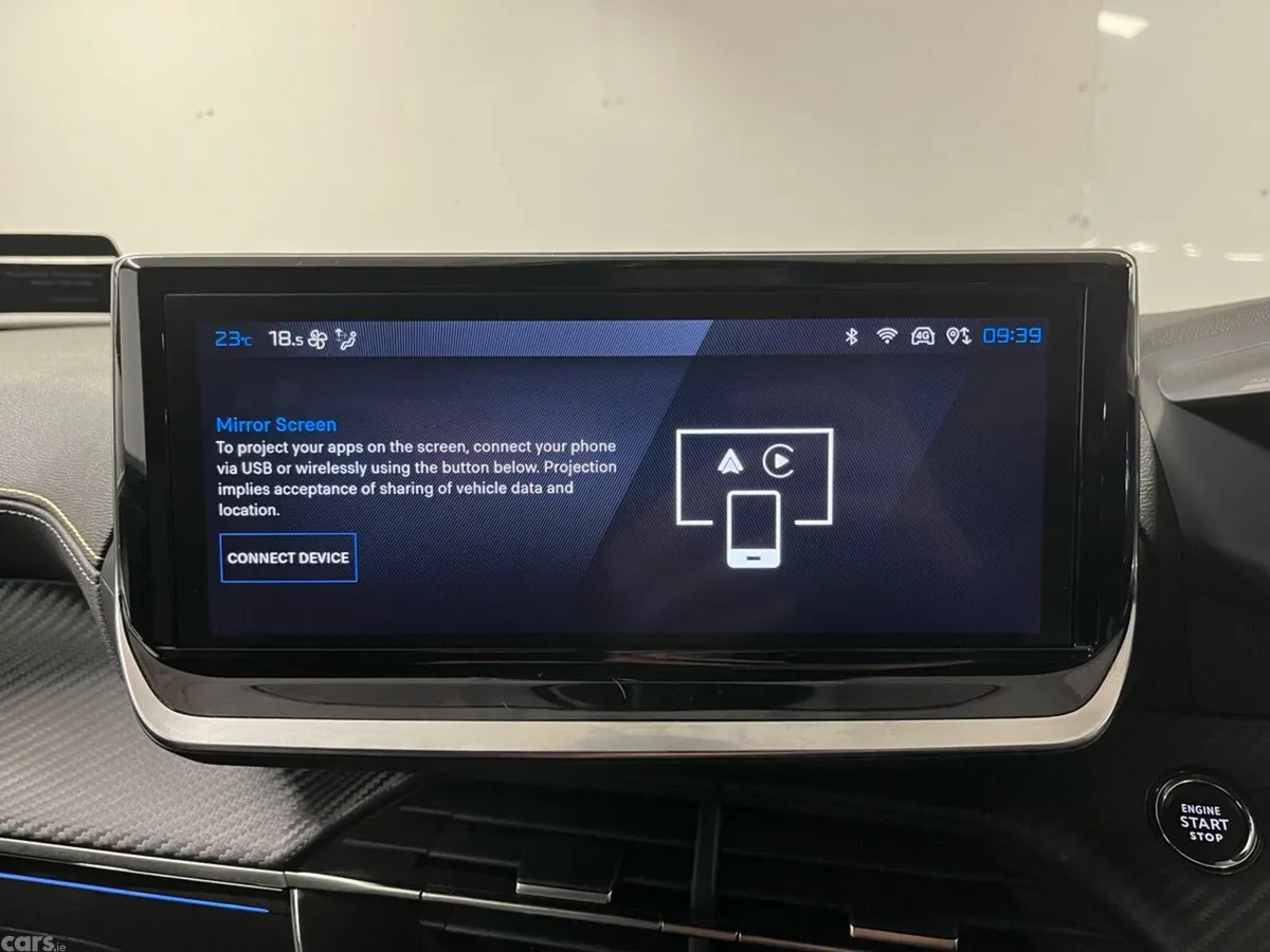 Peugeot 2008 SUV, Electric, 2025, Blue
