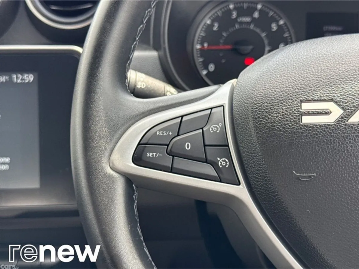 Dacia Duster SUV, Petrol, 2023, Orange