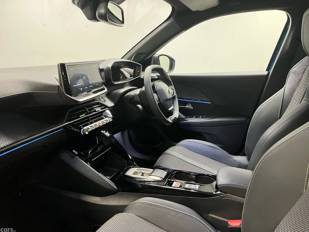 Peugeot 2008 SUV, Electric, 2025, Blue