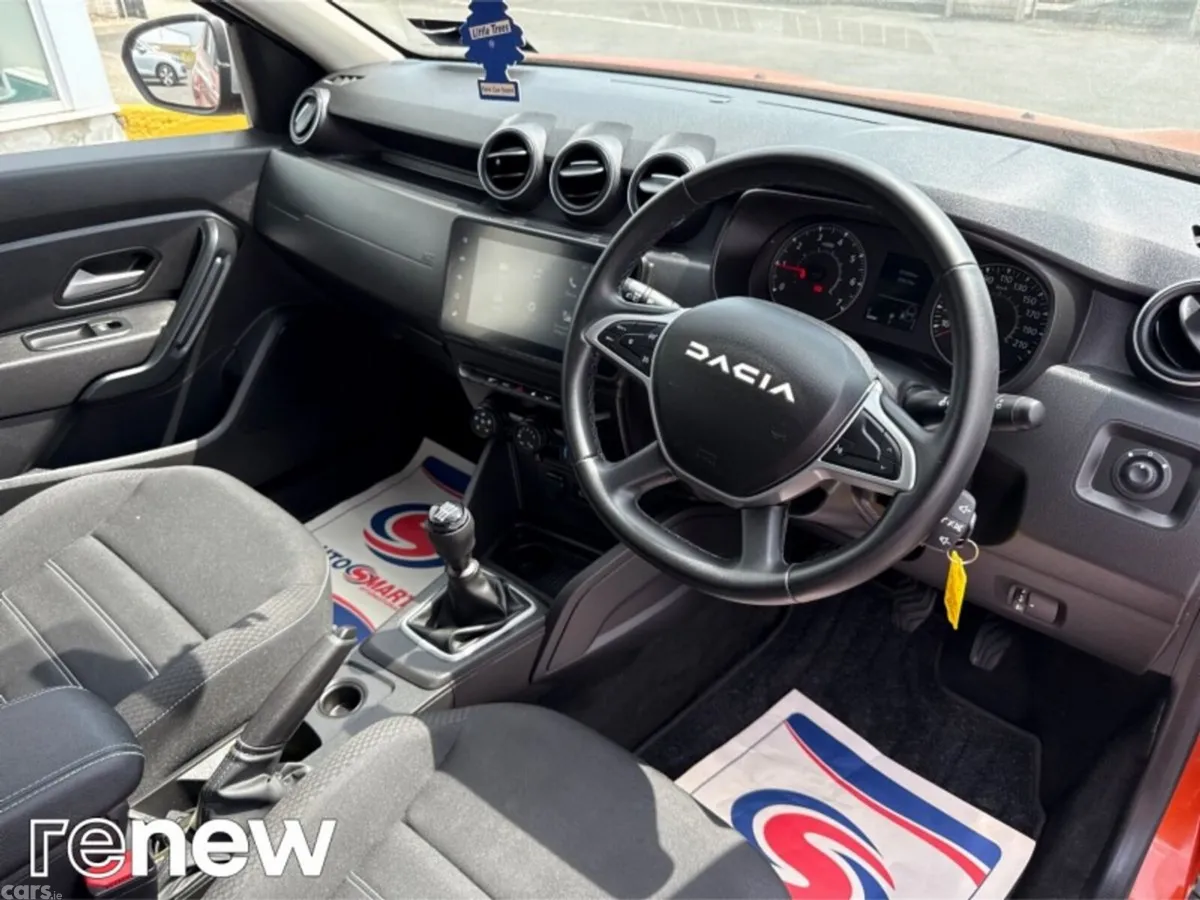 Dacia Duster SUV, Petrol, 2023, Orange