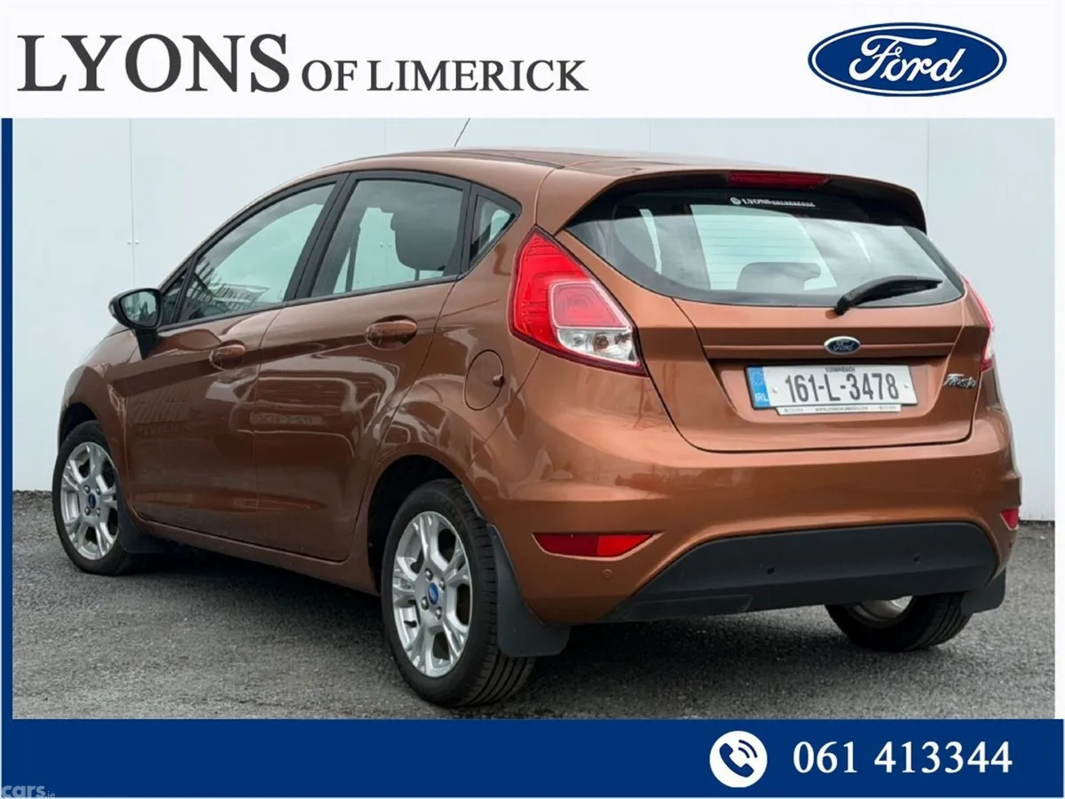 Ford Fiesta Hatchback, Petrol, 2016, Gold
