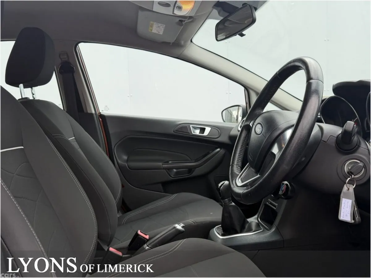 Ford Fiesta Hatchback, Petrol, 2016, Gold