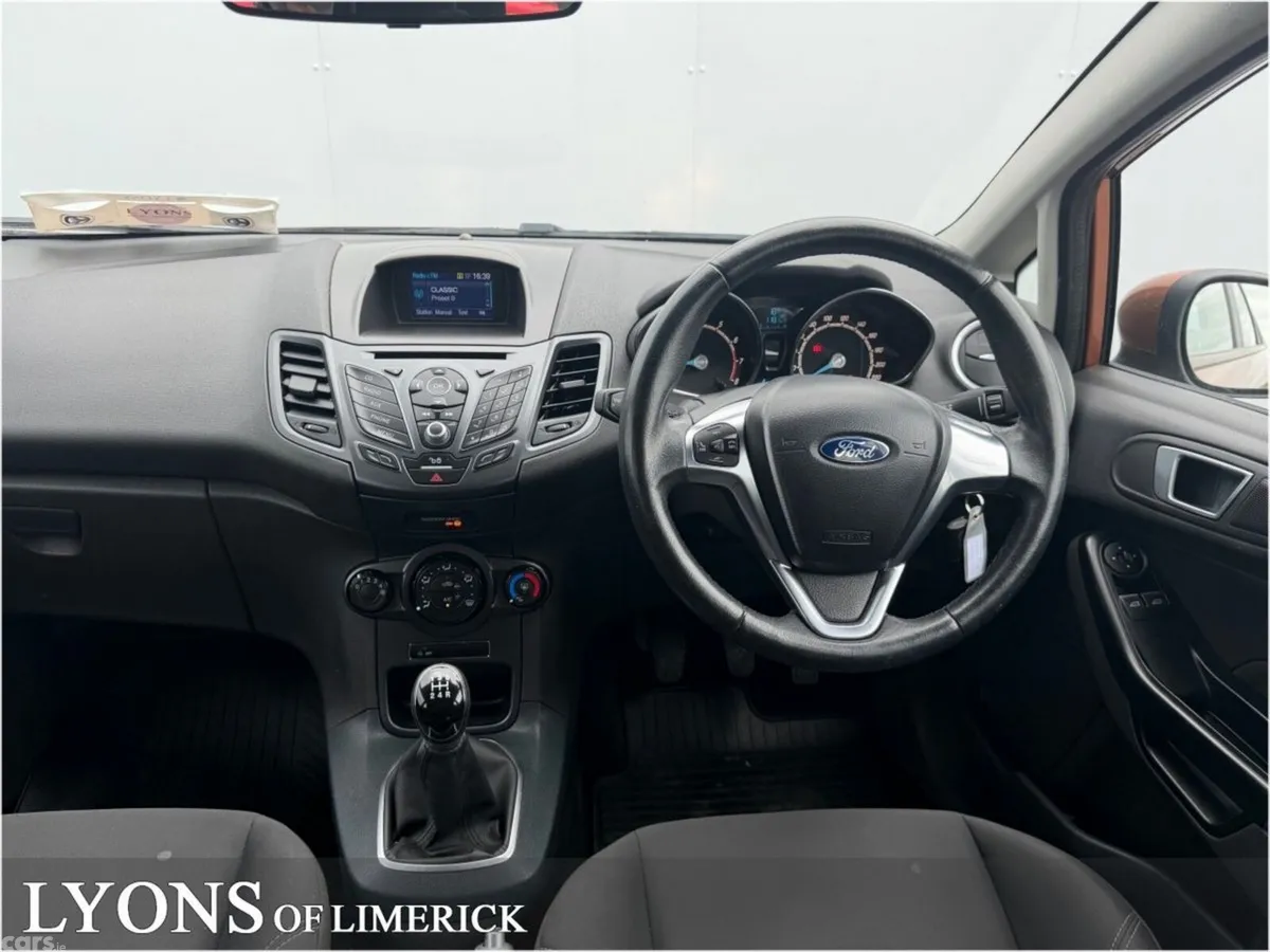 Ford Fiesta Hatchback, Petrol, 2016, Gold