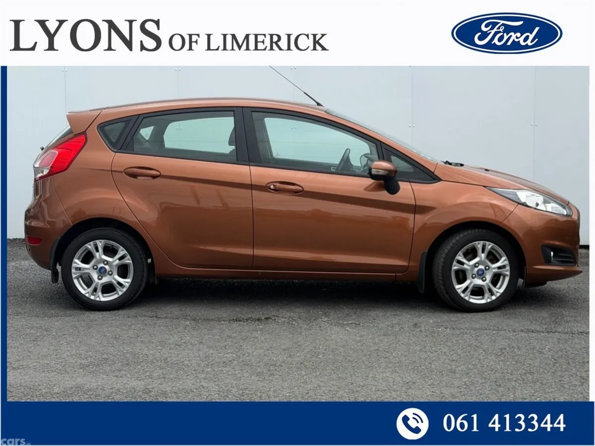 Ford Fiesta Hatchback, Petrol, 2016, Gold