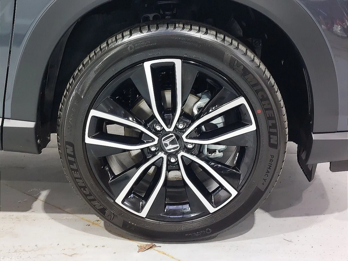 Honda HR-V Hatchback, Petrol Hybrid, 2022, Grey