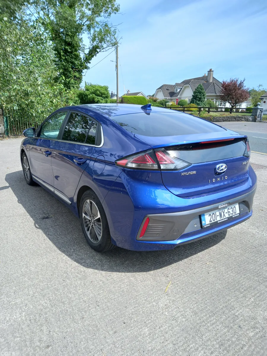 Hyundai IONIQ Hatchback, Petrol Plug-in Hybrid, 2020, Blue