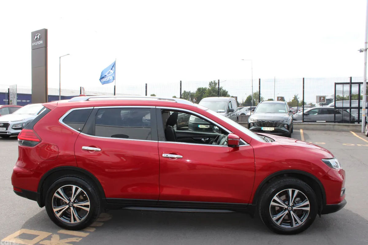 Nissan X-Trail SUV, Diesel, 2021, Red