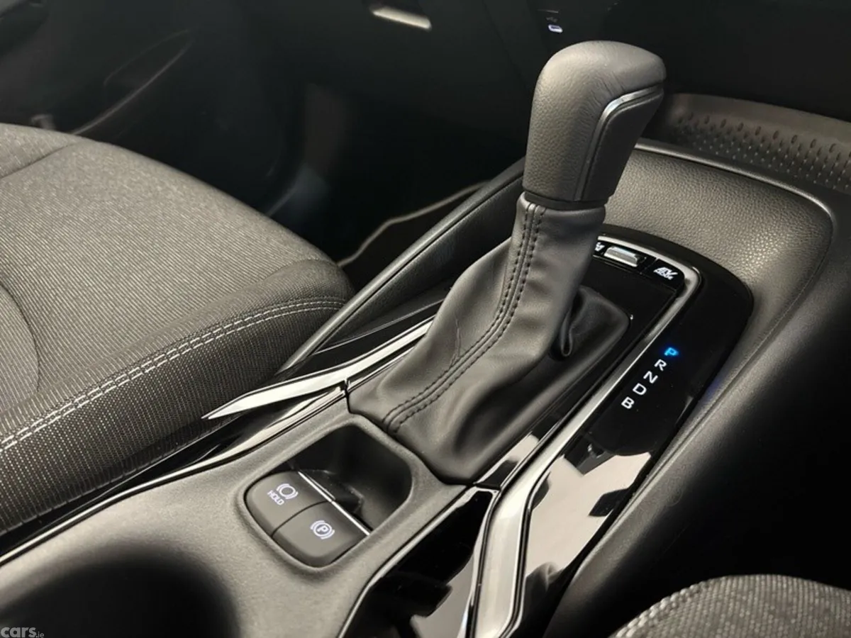Toyota Corolla Saloon, Petrol Hybrid, 2024, White