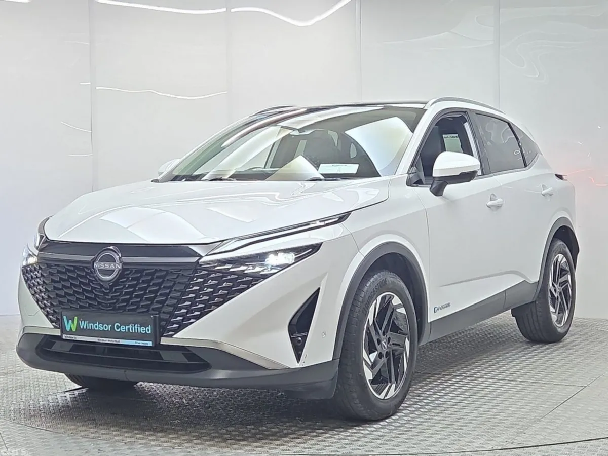 Nissan Qashqai MPV, Petrol Hybrid, 2025, White