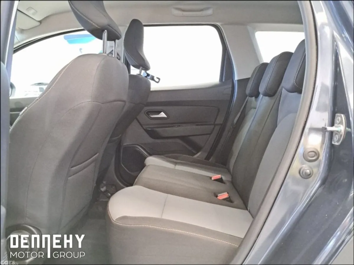 Dacia Duster SUV, Diesel, 2024, Grey