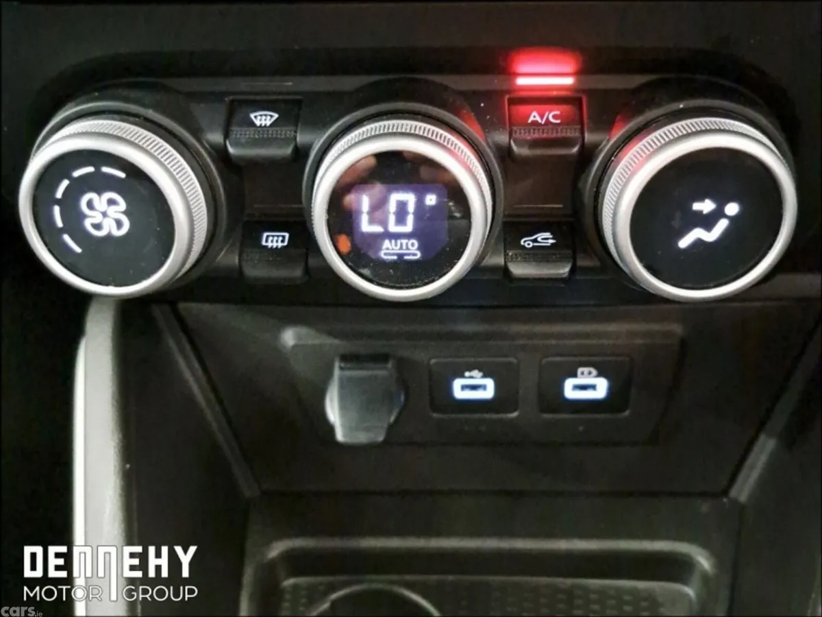 Dacia Duster SUV, Diesel, 2024, Grey