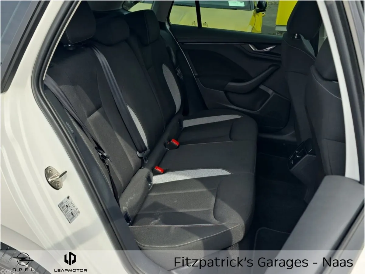 Skoda Kamiq Hatchback, Petrol, 2025, White