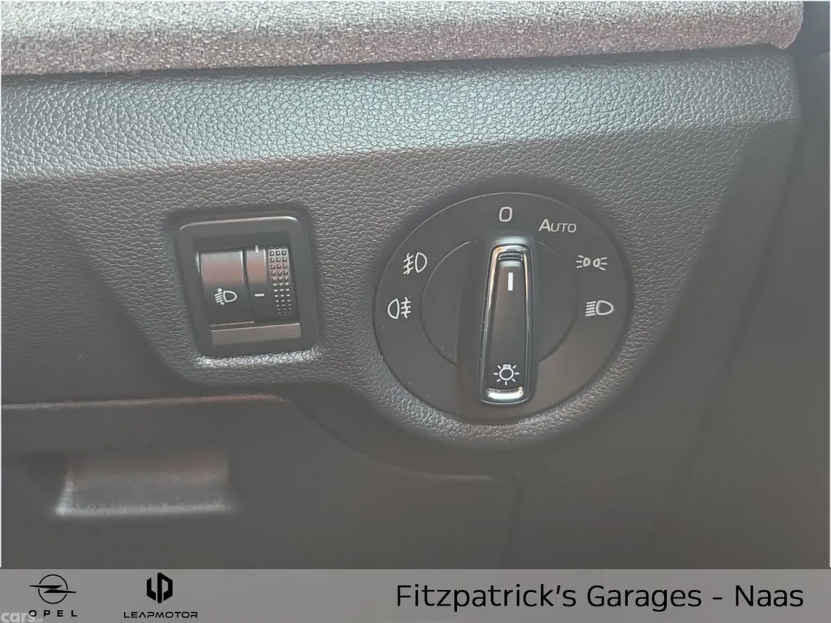Skoda Kamiq Hatchback, Petrol, 2025, White