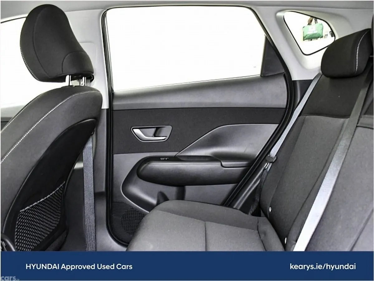 Hyundai KONA SUV, Petrol, 2023, Grey