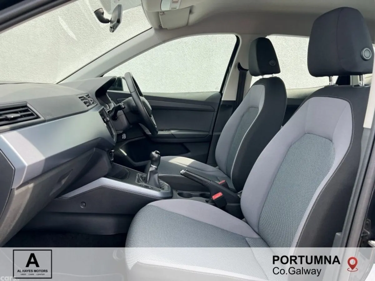 SEAT Arona SUV, Diesel, 2019, Black