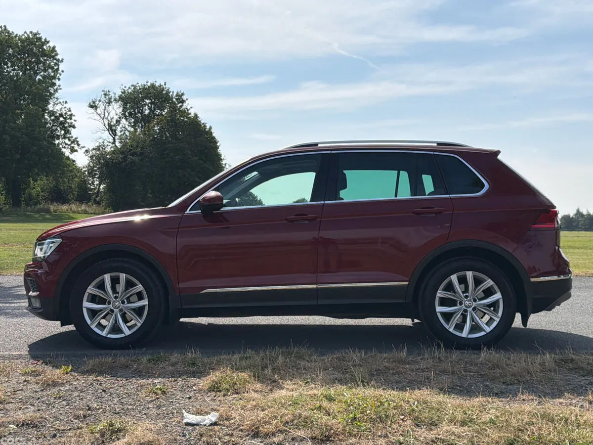 Volkswagen Tiguan SUV, Diesel, 2019, Red