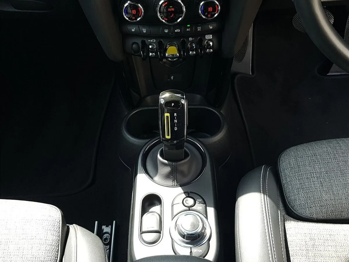 Mini Cooper Hatchback, Electric, 2022, Grey