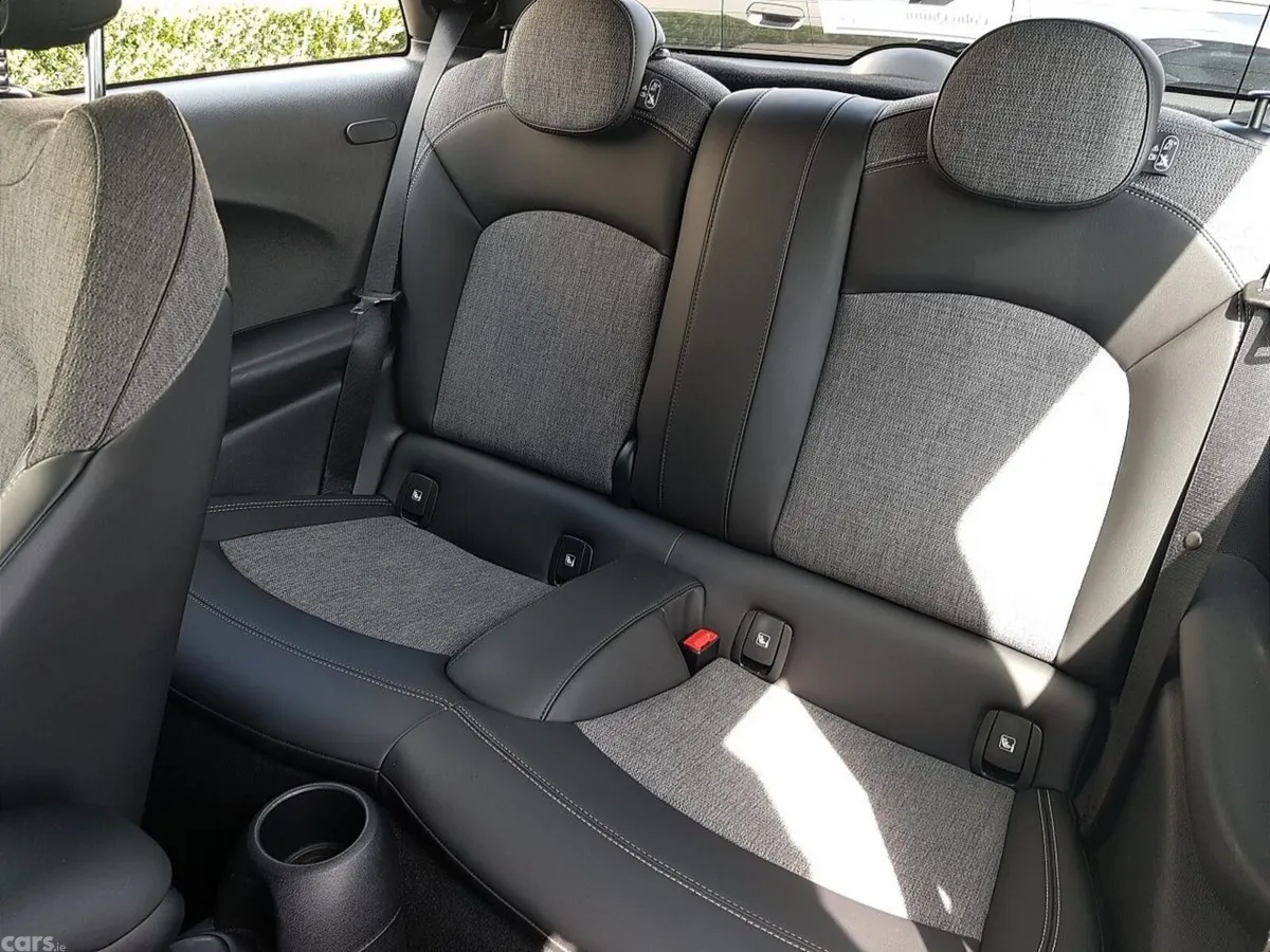 Mini Cooper Hatchback, Electric, 2022, Grey