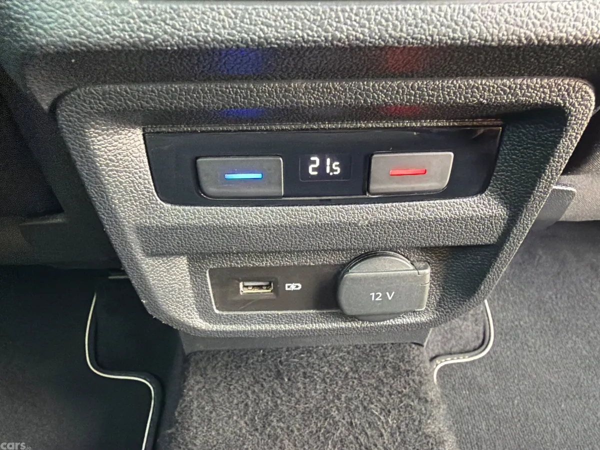 Volkswagen Tiguan SUV, Diesel, 2019, Red