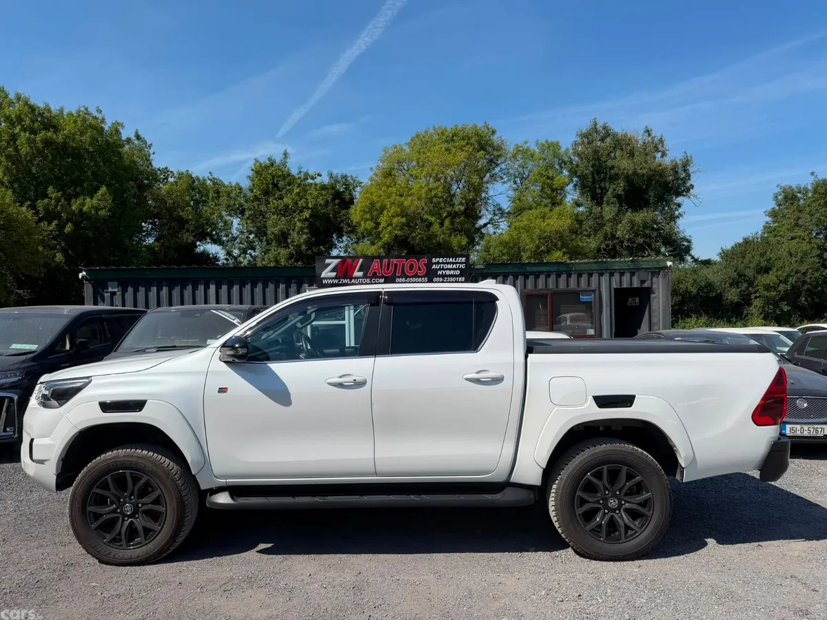 Toyota Hilux Pick Up, Diesel, 2024, White