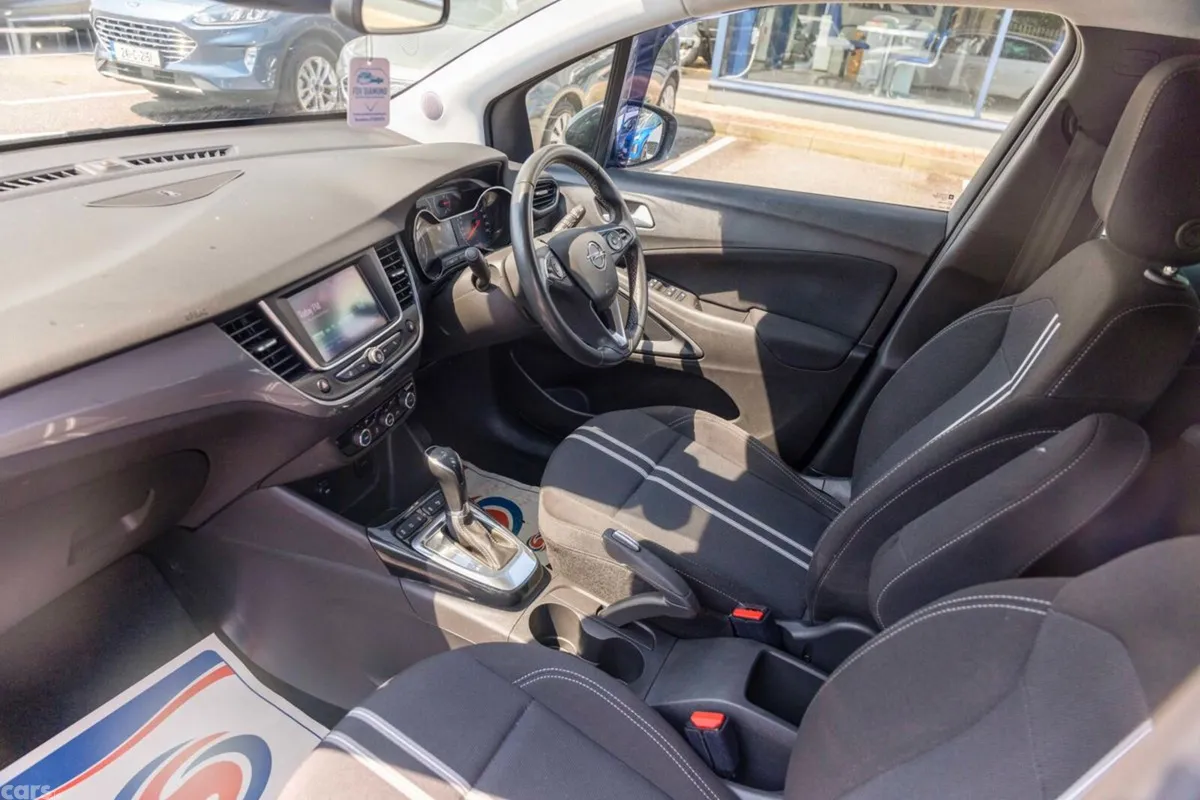 Opel Crossland X SUV, Petrol, 2024, White