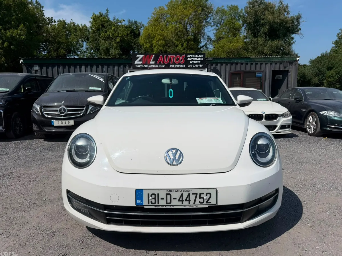 Volkswagen Beetle Hatchback, Petrol, 2013, White