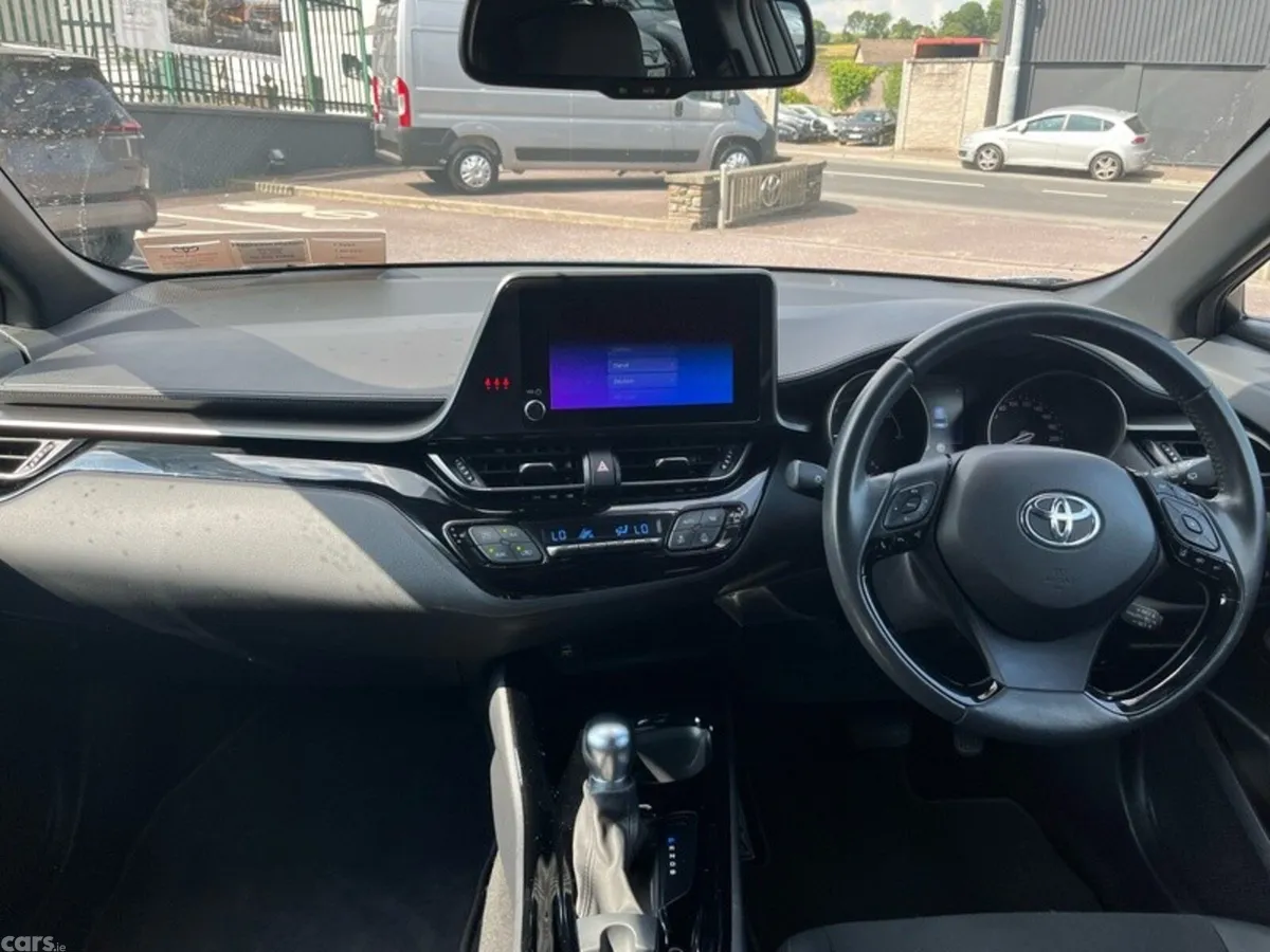 Toyota C-HR SUV, Petrol Hybrid, 2022, Grey