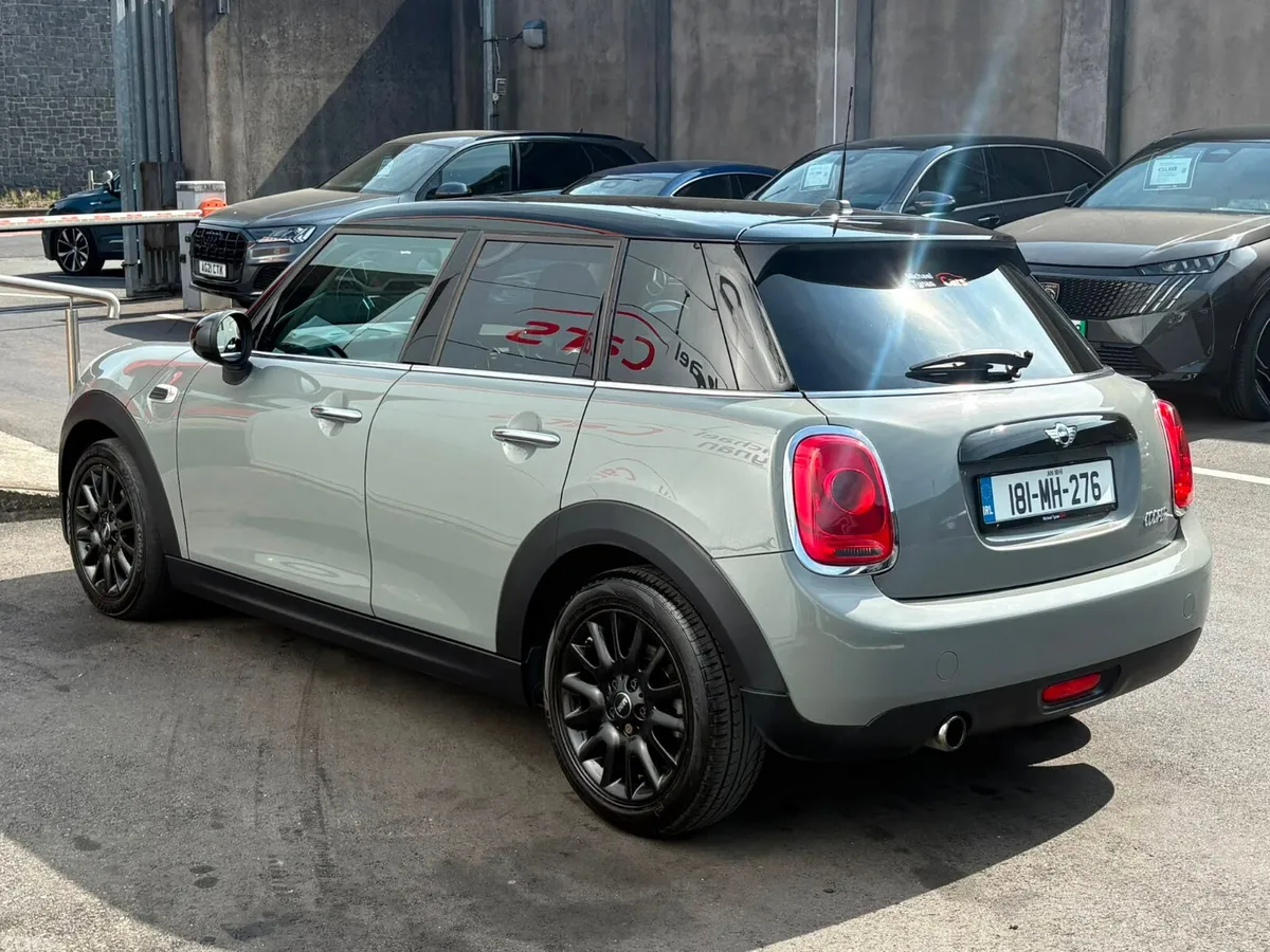 Mini Cooper Hatchback, Petrol, 2018, Grey