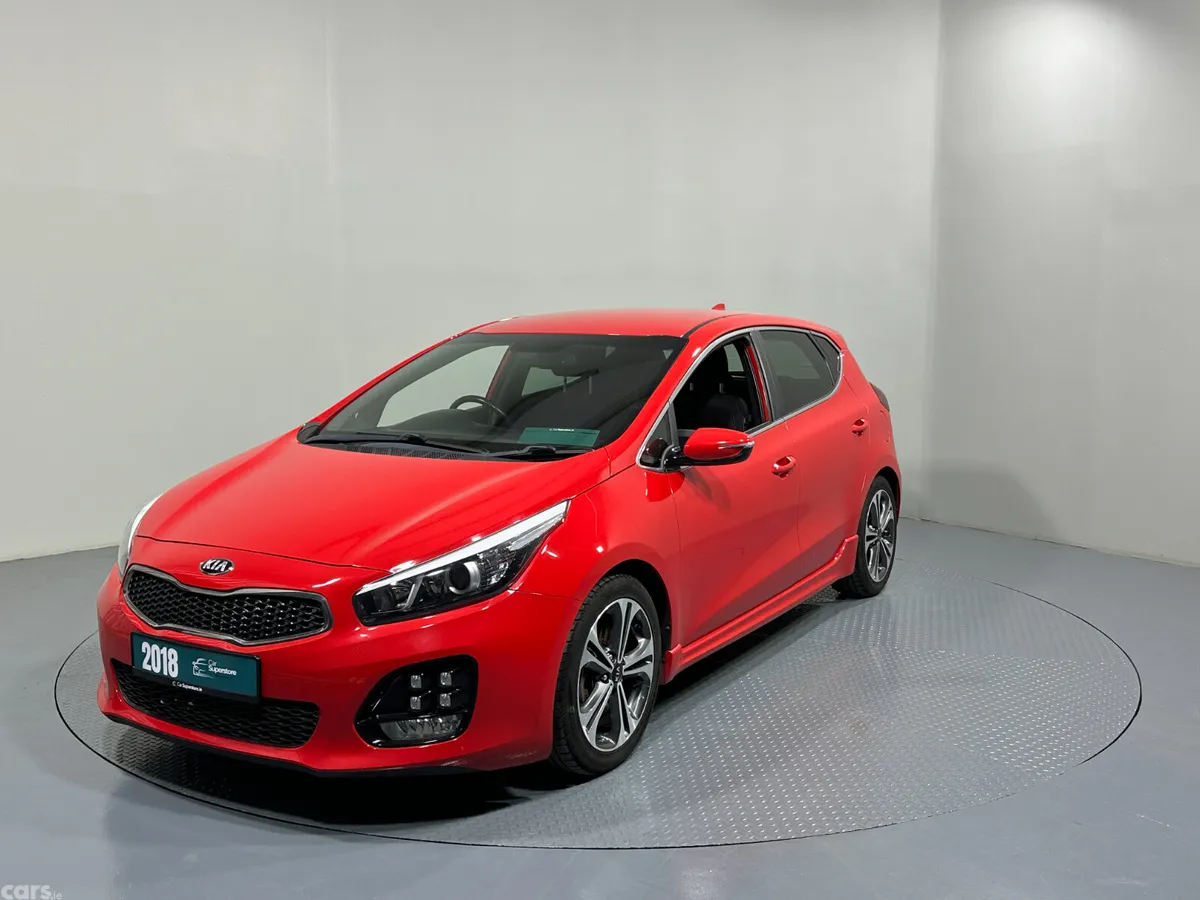 Kia Ceed Hatchback, Petrol, 2018, Red