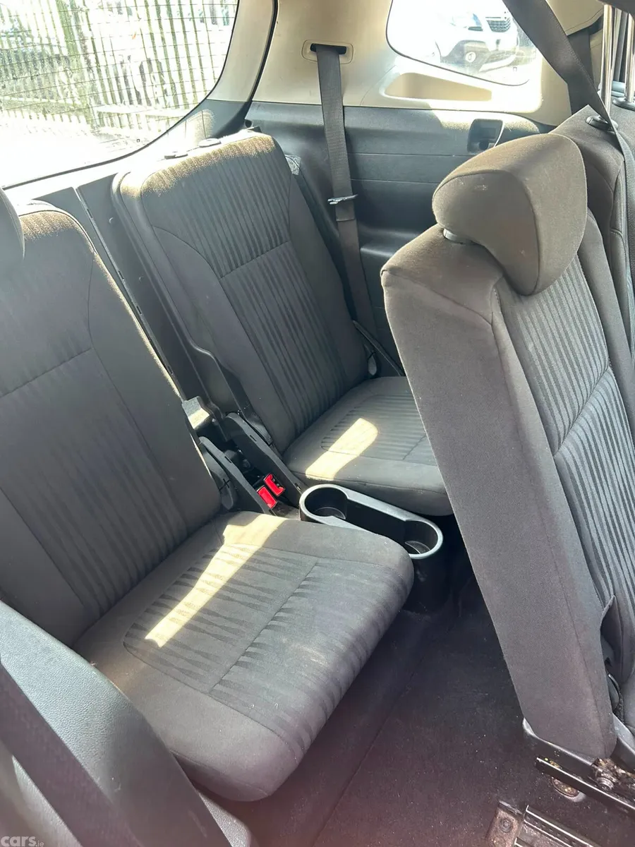 Opel Zafira MPV, Petrol, 2017, Grey