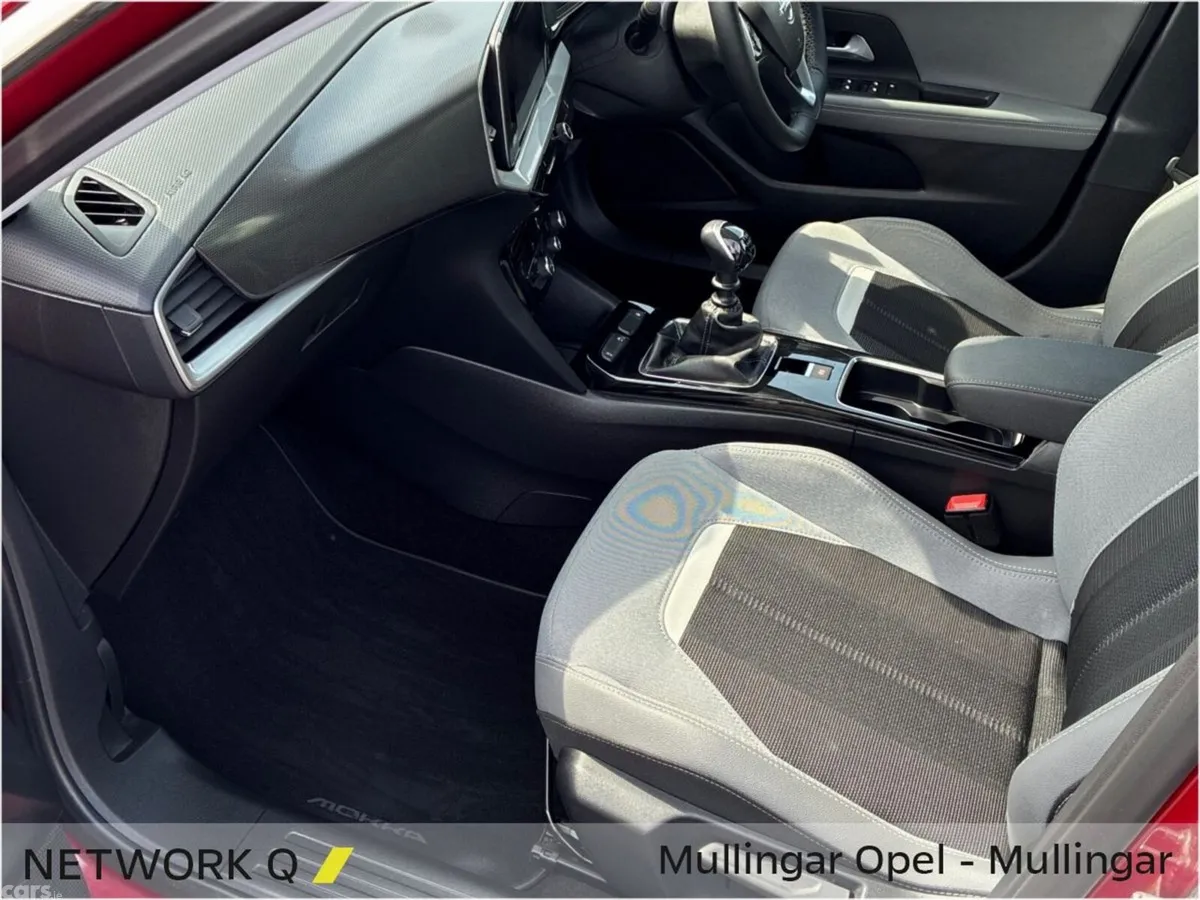 Opel Mokka SUV, Petrol, 2025, Red