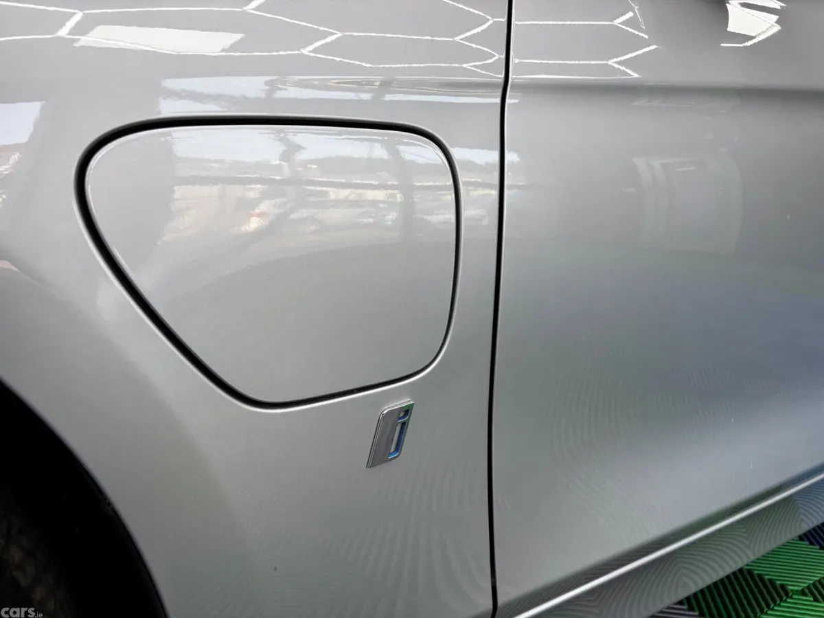 BMW 3-Series Saloon, Petrol Plug-in Hybrid, 2019, Grey