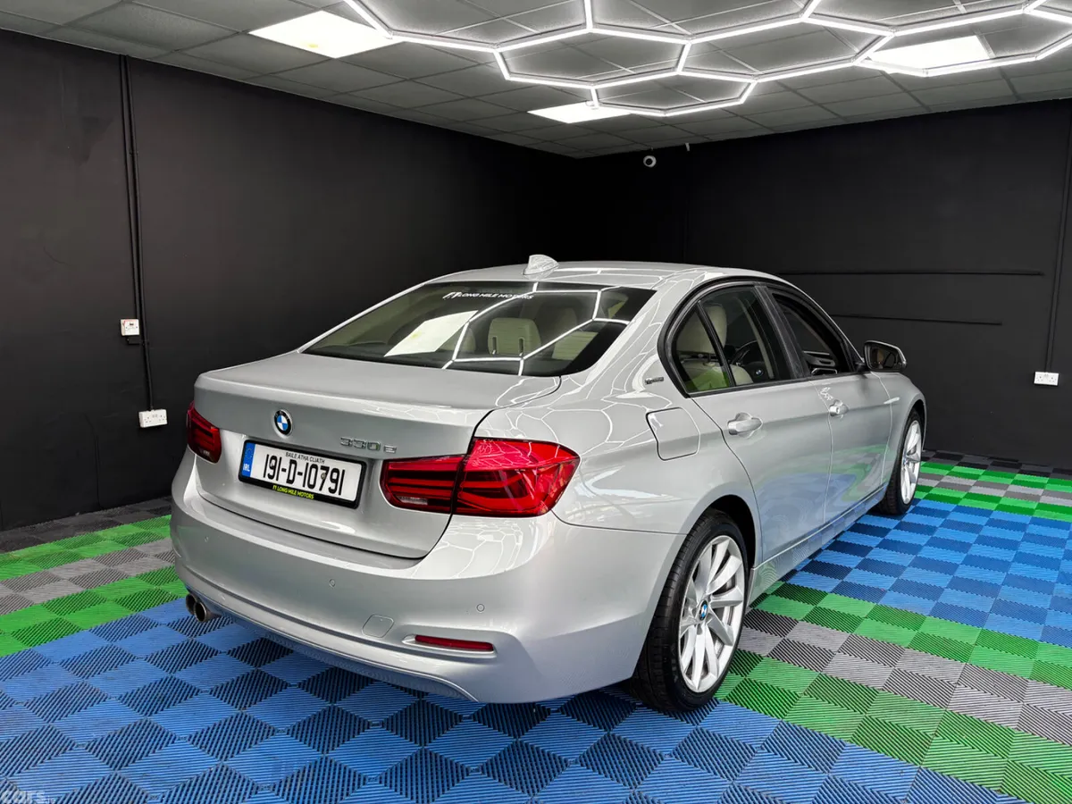 BMW 3-Series Saloon, Petrol Plug-in Hybrid, 2019, Grey