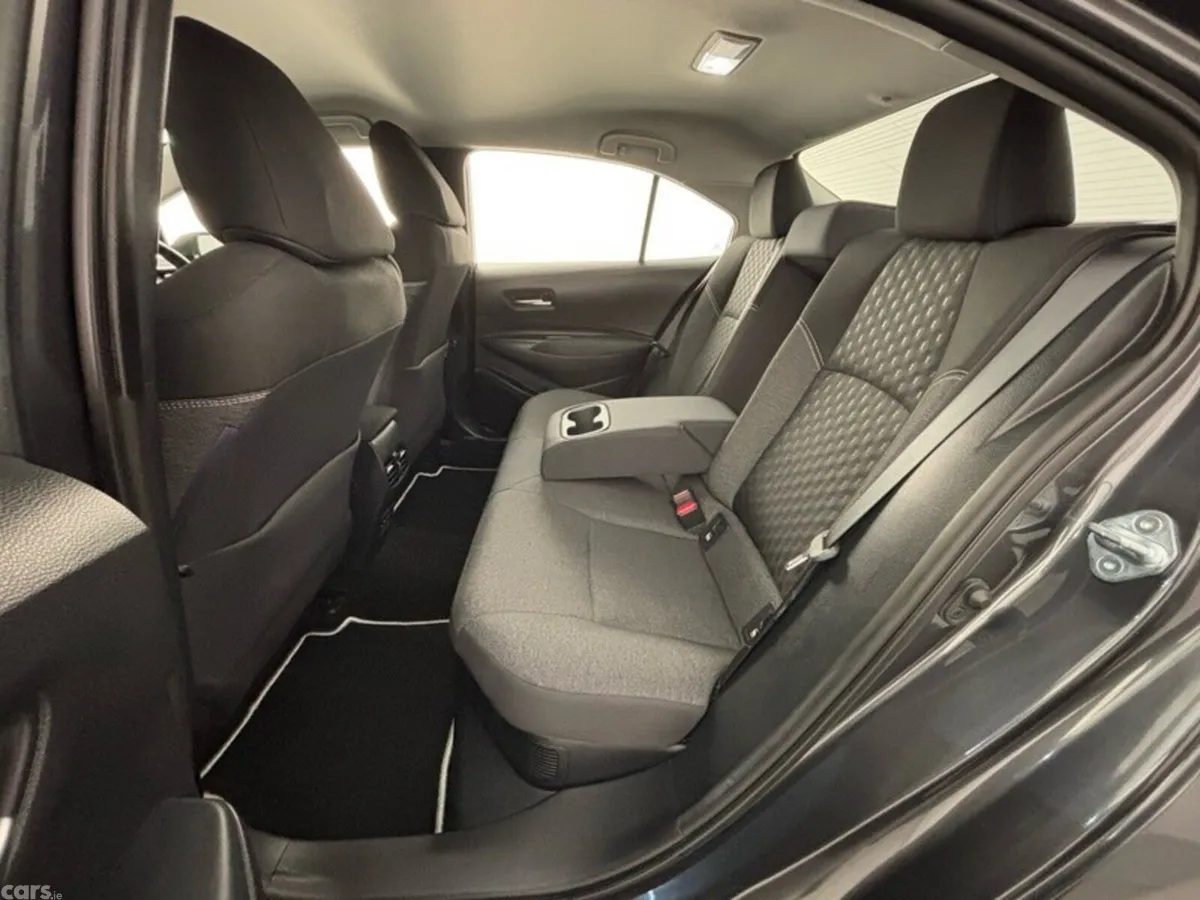 Toyota Corolla LUNA SALOON 4DR AUTO, Dublin 5