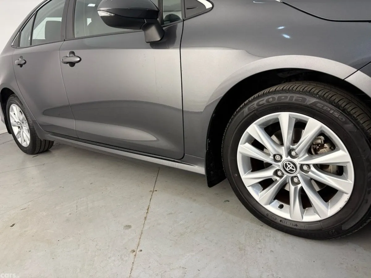 Toyota Corolla LUNA SALOON 4DR AUTO, Dublin 5