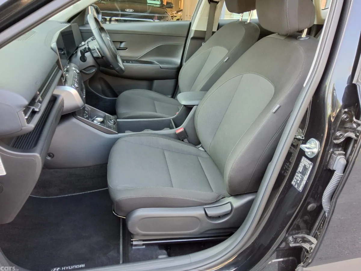 Hyundai KONA MPV, Petrol Hybrid, 2024, Black
