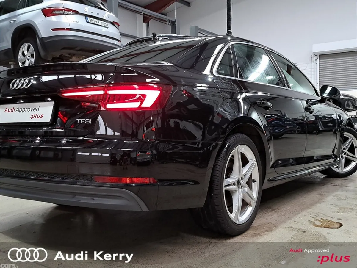Audi A4 Saloon, Petrol, 2017, Black