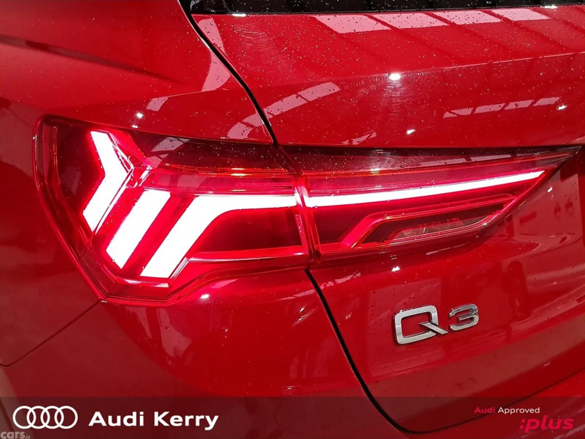 Audi Q3 SUV, Diesel, 2022, Red