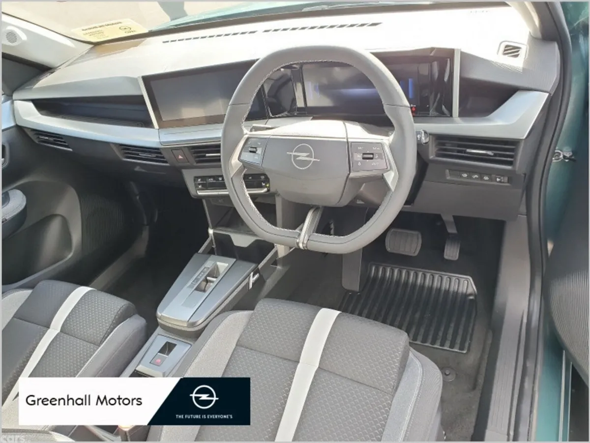 Opel Frontera SUV, Petrol Hybrid, 2026, Green