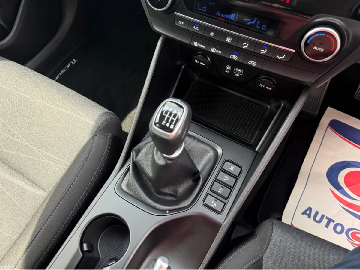 Hyundai Tucson MPV, Diesel, 2019, White