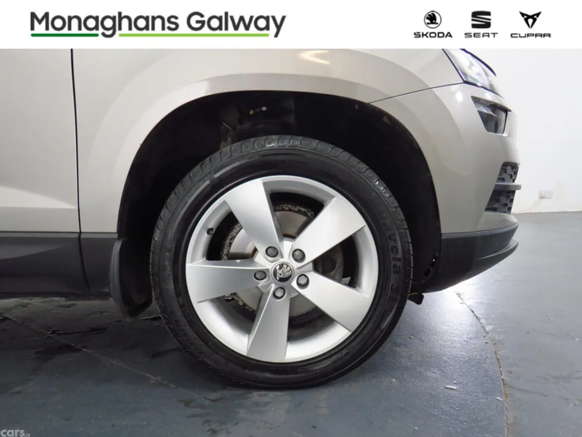 Skoda Karoq SUV, Diesel, 2019, Grey