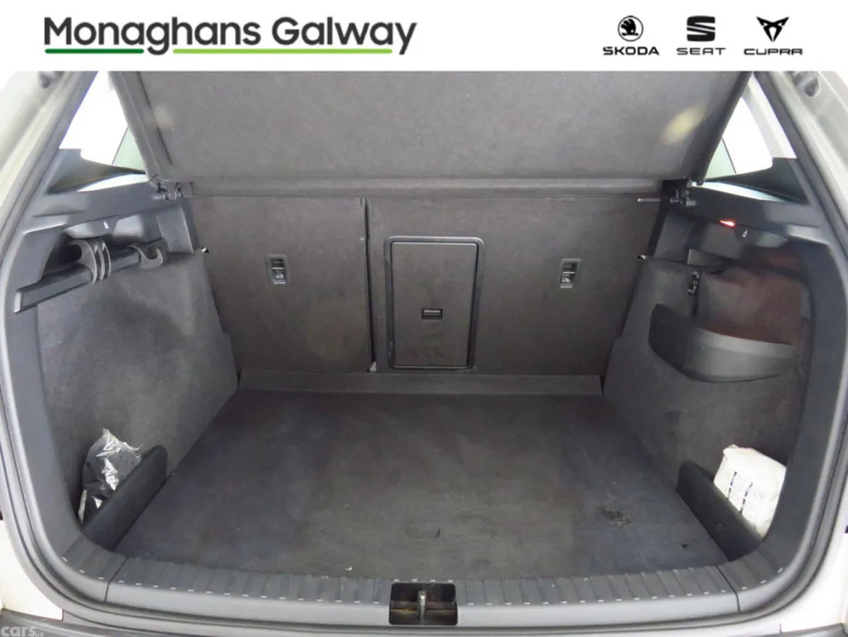 Skoda Karoq SUV, Diesel, 2019, Grey