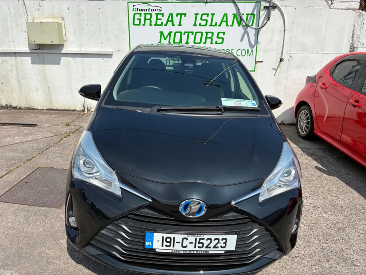 Toyota Vitz Hatchback, Petrol Hybrid, 2019, Black