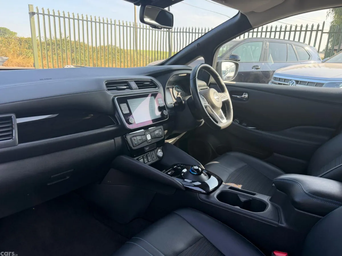 Nissan Leaf Hatchback, Electric, 2022, Black