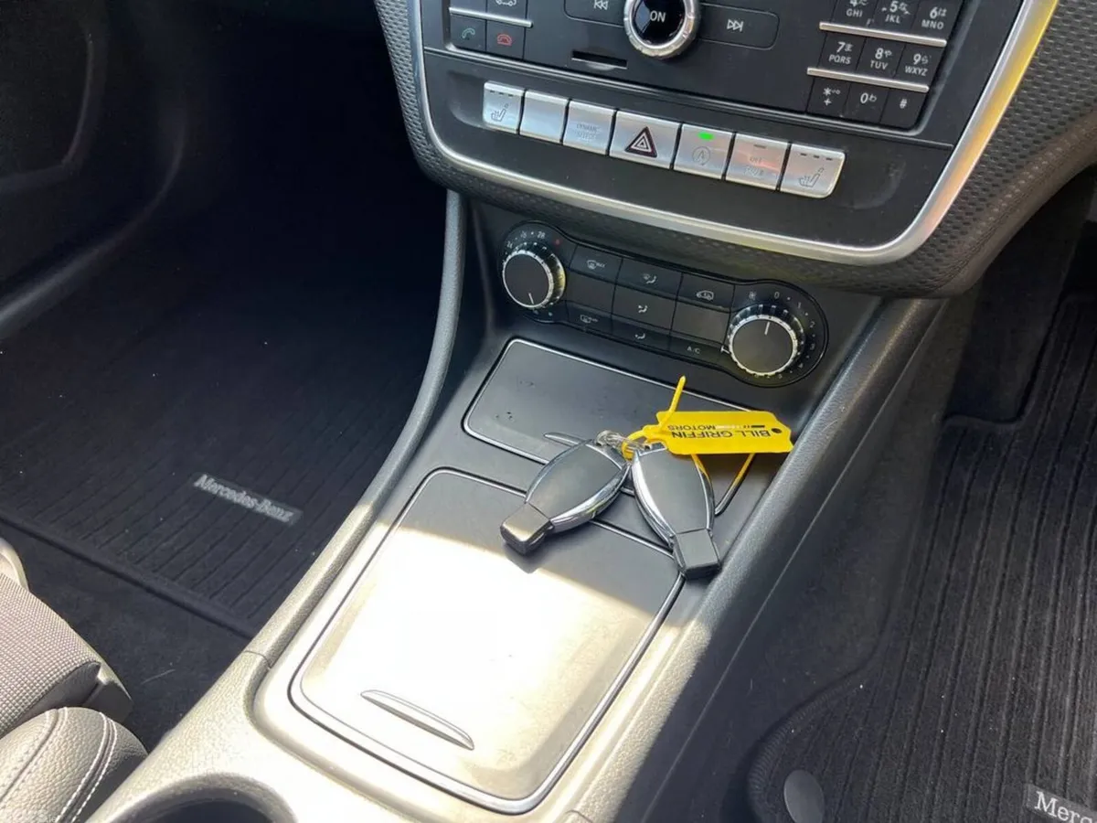 Mercedes-Benz A-Class Hatchback, Petrol, 2017, Blue