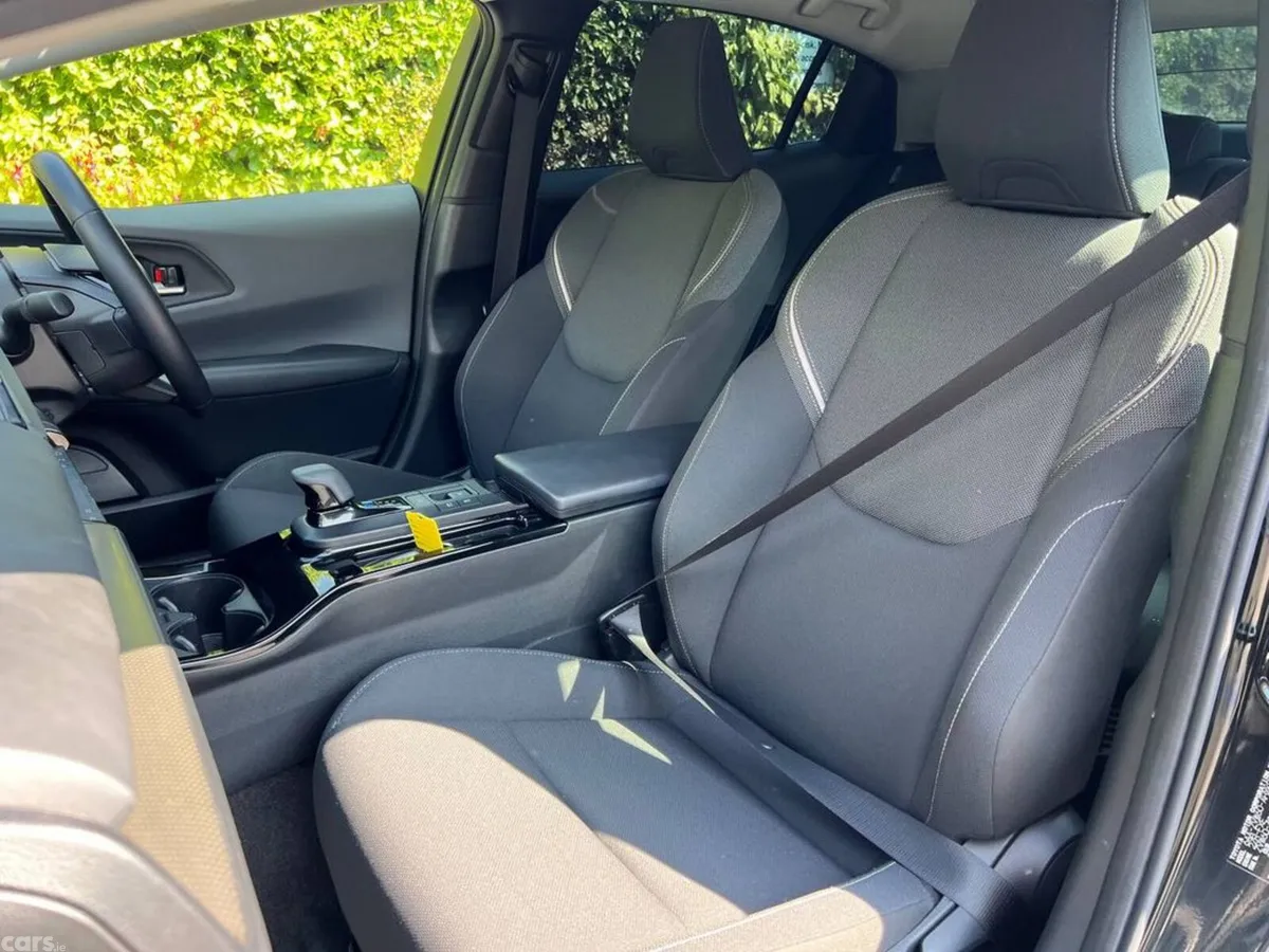 Toyota Prius Hatchback, Petrol Hybrid, 2024, Black