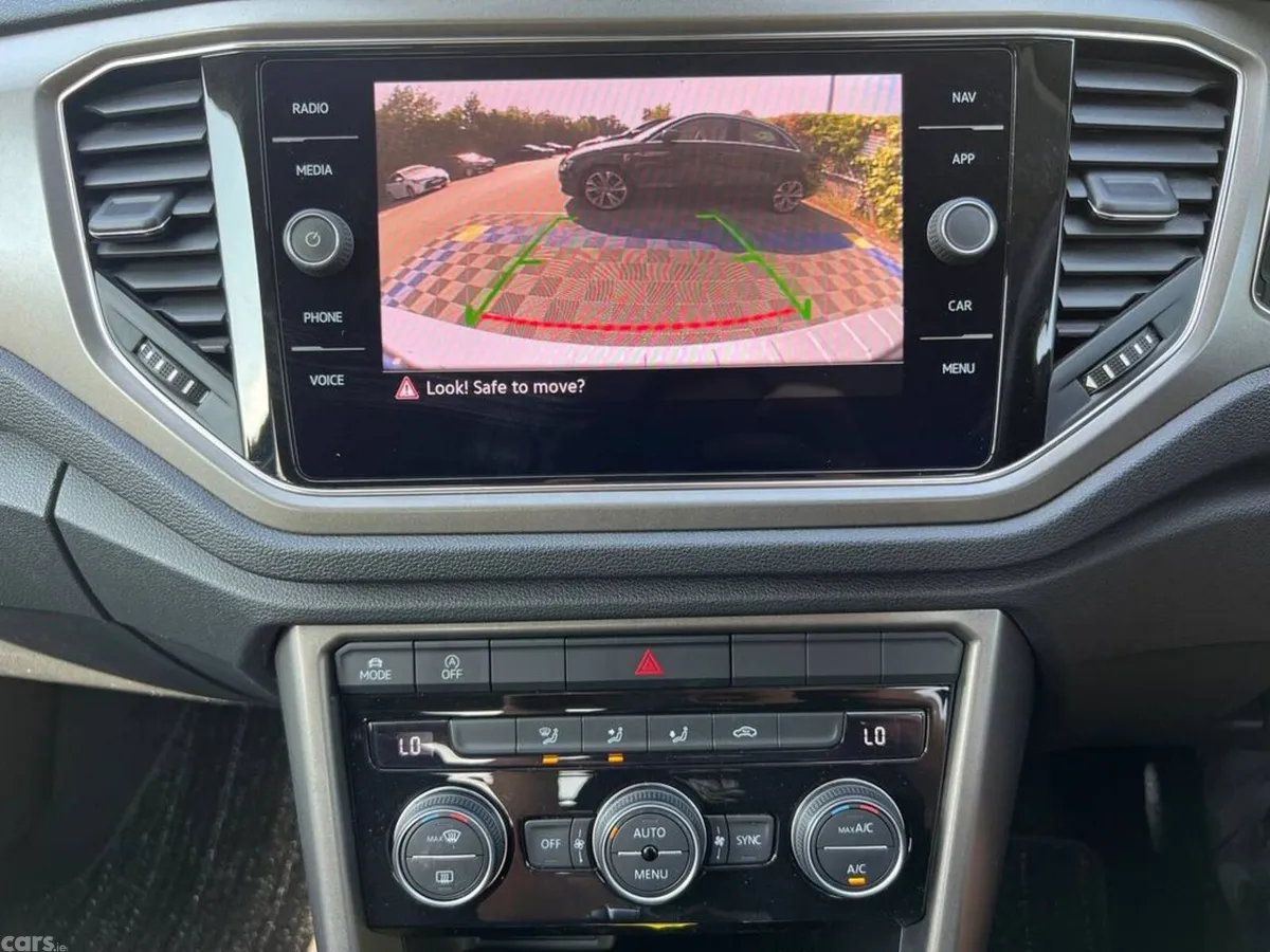 Volkswagen T-Roc SUV, Diesel, 2021, Blue