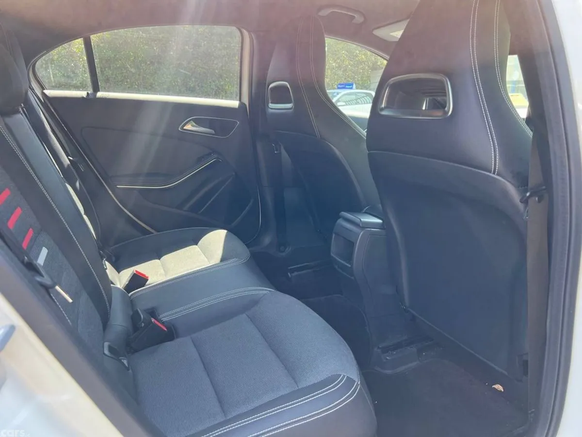 Mercedes-Benz A-Class Hatchback, Petrol, 2017, White