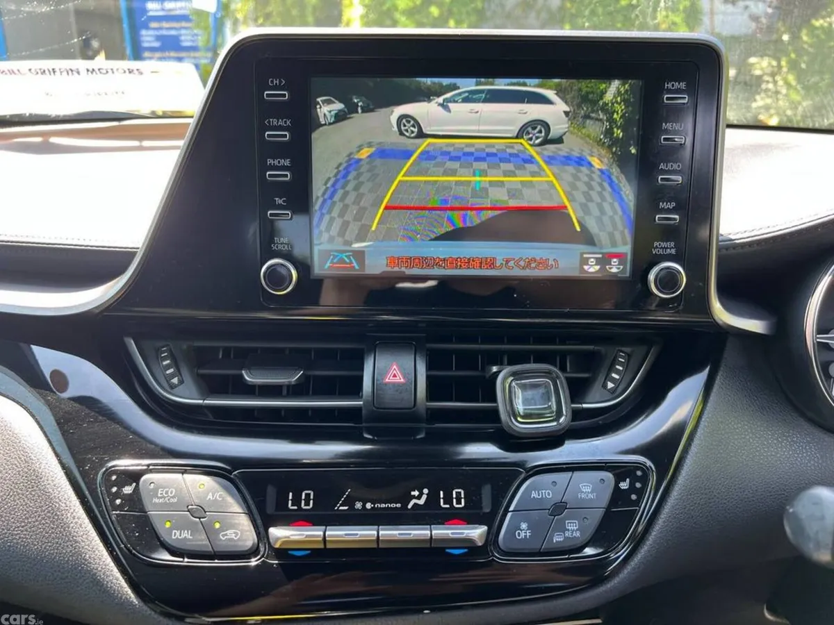 Toyota C-HR SUV, Petrol Hybrid, 2020, White